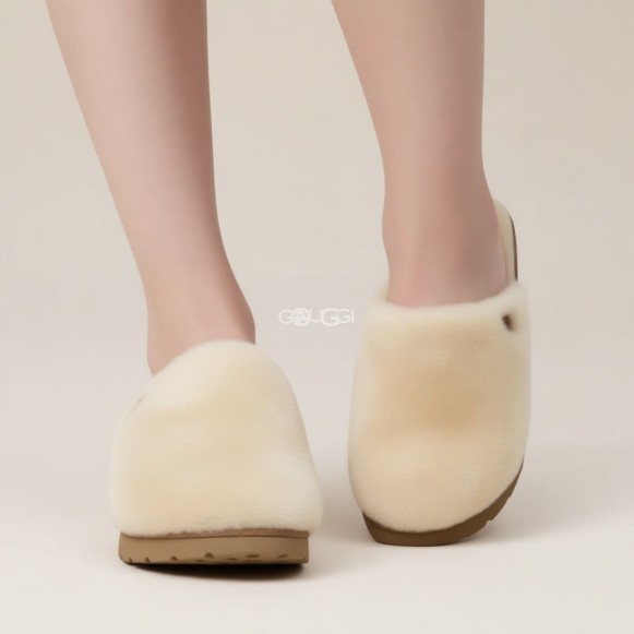 Женские тапочки Ugg Hailey Fluff Natural