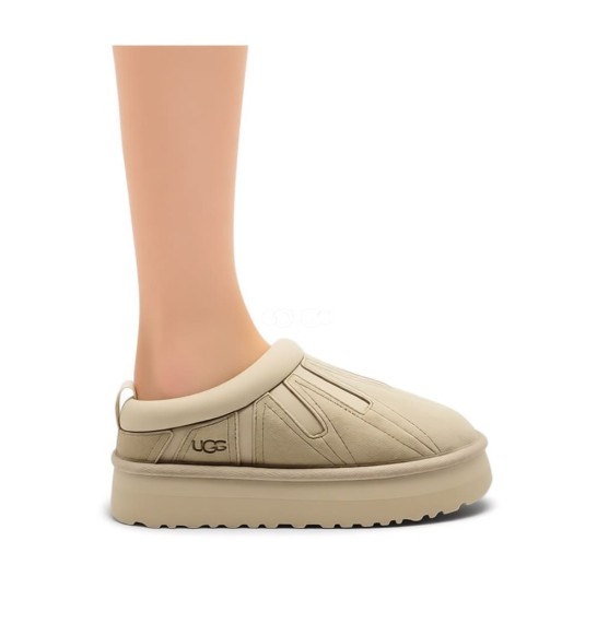 Женские слипоны Ugg Classic Slipons Sand